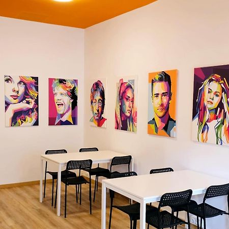 Arc House Pop Art Vandrerhjem Madrid Eksteriør bilde